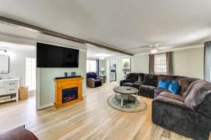 4 Mi to Savannah River Access Home with Fire Pit - Abbeville