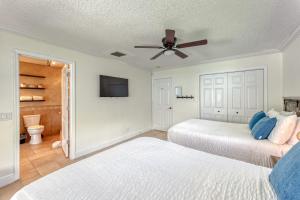 Casa Deporte-Steps to Beach with Heated Pool & Backyard Fun