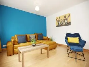 Gainsborough Place By N And N Stays, Close to Cardiff Bay & international sports village, great for families and workers, long stay disc available - Penarth