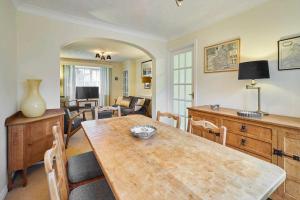 Host & Stay - Homewood