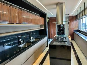 Apt 200m2, 3 Bedrooms - Umarizal