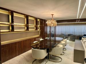 Apt 200m2, 3 Bedrooms - Umarizal