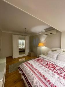 2-bedroom Comfy Apartment- Golden Square of Makram Ebeid