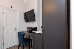 Superb Seafront Studio