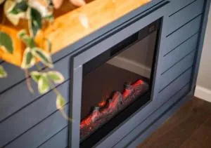 Vermilion Retreat with Game Room, Hot Tub and Across from Community Pool - نورث أولمستيد