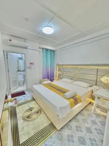 Ontrack Travel - Vadoo Ontrack Travel - Vadoo