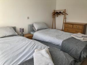 Captains Rest - Contemporary 4 bed apartment