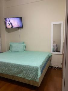 Quarto atrás do Copacabana Palace 3 pessoas