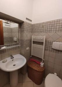 Parrot Room - Camera a Roma con bagno privato