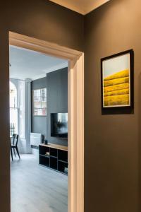 Modern 2-bedroom 30 seconds to seafront