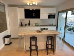 Le Romance - Palm Beach - Sea View - Wi-Fi - Air Conditioning