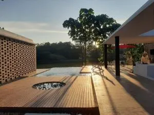 CASA QUINTA VILLA MARIANGEL- Carmen de Apicala - San Antonio