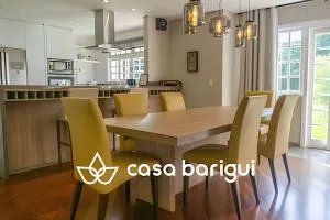 Conforto e Espaço para Família, 2 vagas garagem - Campo Comprido