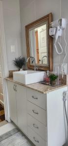 Studio Dolmens 351 Palácio Quitandinha