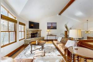 Luxury Mountain Townhome