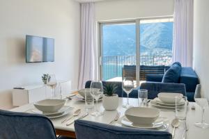 Dobrota Sea View apartment by MN Property