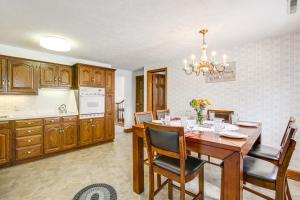 Secluded Ohio Amish Country Getaway with Fire Pit