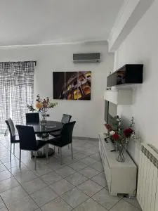 Andrea Happy House Vacation Home - Torre Gaia