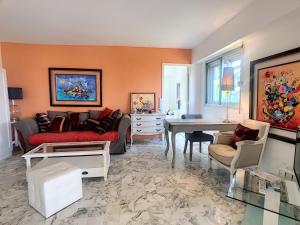 A 2 pas des plages du Midi, terrasse, 252L-BOU