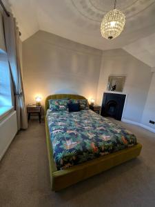 2 bedroom central apartment