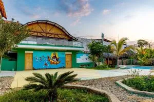 Hotel Naylamp - Уакура