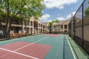 Avia Residences on Lincoln - Extended Stay