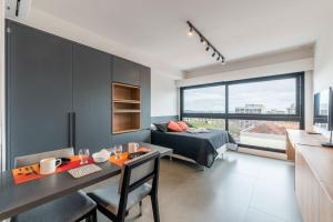 LIV 1012 Apto Estúdio Completo e Aconchegante