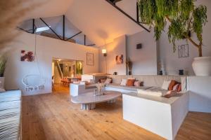 Maisons de vacances Le Loft Triplex 200M2 avec billard au centre-ville : photos des chambres