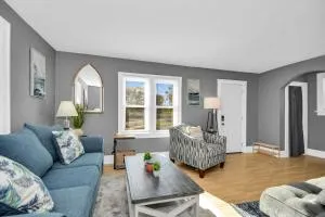 A-Frame Charmer in Town, Newly Renovated - Knox