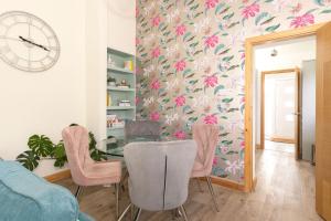 Shoreline Hideaway by The Butler Collection