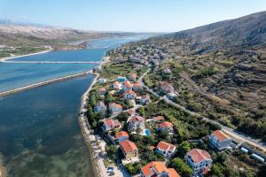 Rose Wind Apartments by Pag tours