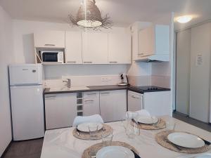 Le Familial - T3 piscine, climatisation & balcon