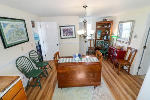 Almost Heaven | Waterfront w Private Pier & Boat Dock, Pet Friendly, Fireplace, Sunset Views