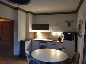 Appartements les 7 laux immobilier chalet E : photos des chambres