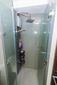 Urban Hideaway Cozy Makati Giggles Swim Gym Park Laugh Eat 3352