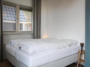 Villa in Friesland with Jetty and Fenced Garden