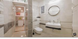 4 bedrooms 4 bathrooms luxury in Budapest centre