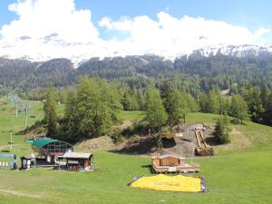 Appartements Appartement 5 pers avec balcon et vue sur pistes - FR-1-508-241 : photos des chambres