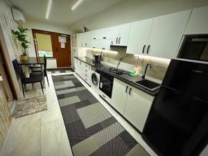 Apartament cu 2 Dormitoare de lux situat in complex ApartHotel Botosani 1