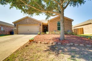 Suburban Home in Magnolia with Fenced Yard