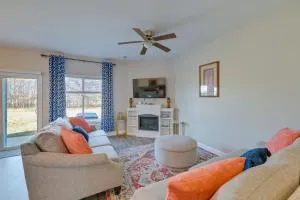 6 Mi to PNC Music Pavilion Concord Townhome - Concord