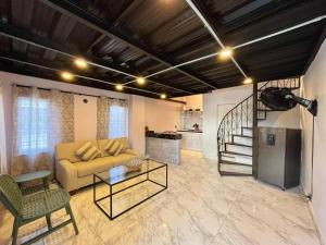 Fancy Loft With Terrace Near Old Town