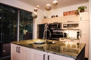 Silver Lake Cabin #83 - Lakeside - Hot Tub - Wi-Fi