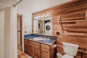 Mt Baker Rim Cabin #99 - Hot Tub - Wifi - Pets Ok