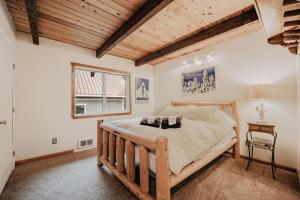 Mt Baker Rim Cabin #99 - Hot Tub - Wifi - Pets Ok