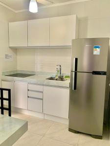 Guarujá-Pitangueiras-amplo apto a uma quadra da praia