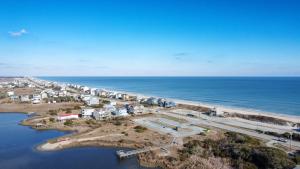 Ocean View-Steps to Beach-Sleeps 10-Prime Location