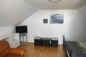 Apartments by the sea Vodice - 23858