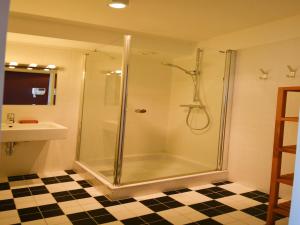 Stylish apartment with balcony, sea views