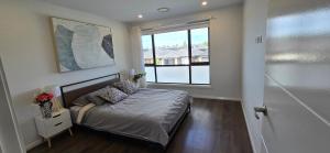 시드니 Luxury Five Bedroom House at the Ponds 싱글룸 스위트룸